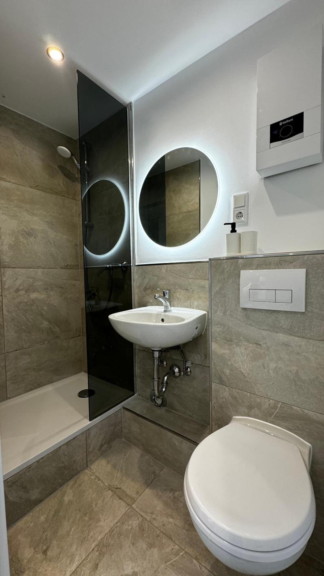 Stylisches Studio Nahe Messe & Baldeneysee - Ruhig & Perfekt Angebunden เอสเซน ภายนอก รูปภาพ